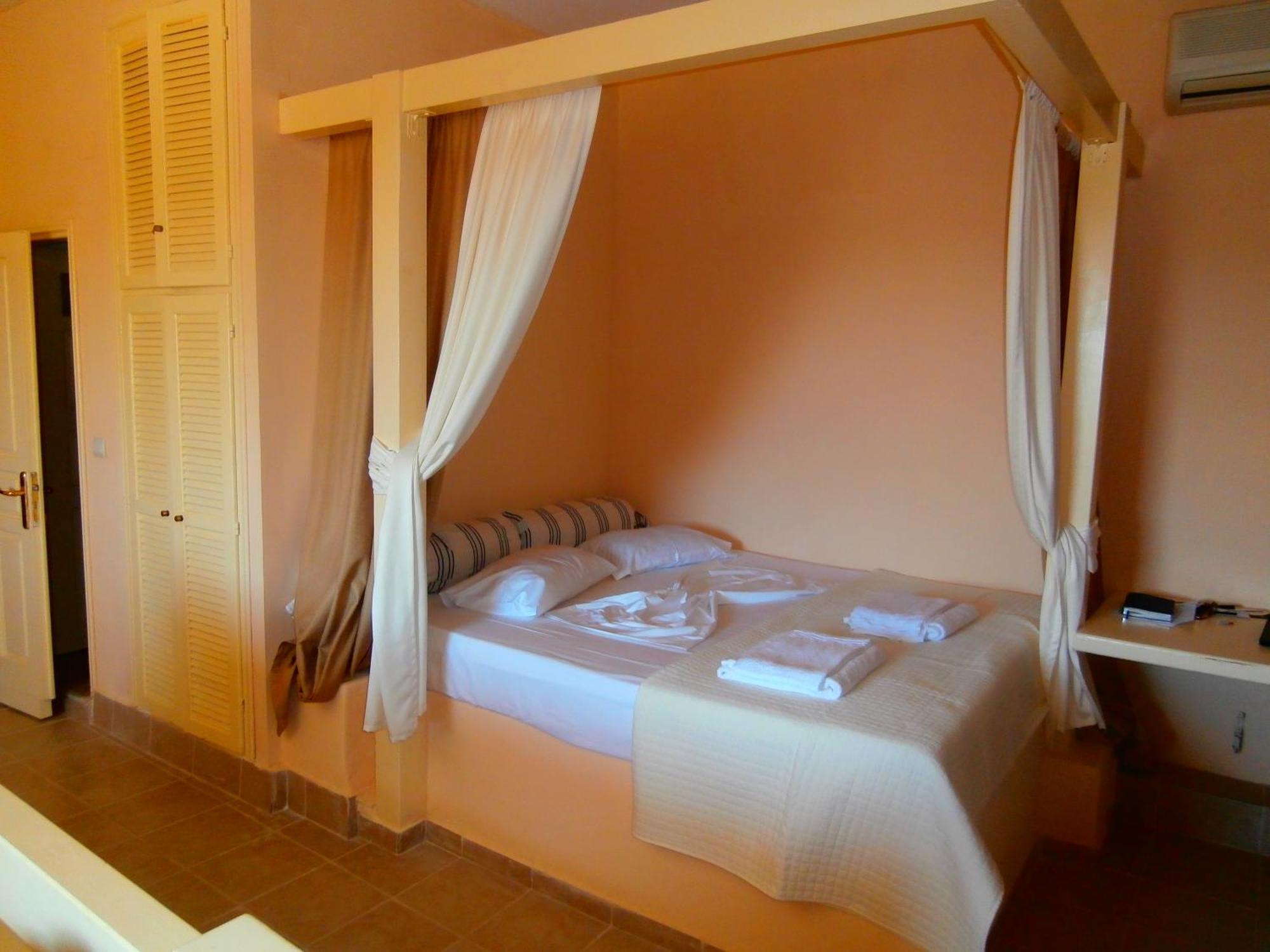 Villa Tzortzakos By Holiday Homes Mavrovouni  Bagian luar foto